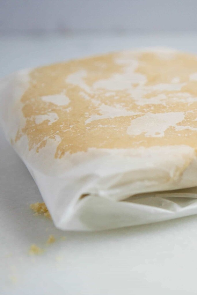 sweet-pastry-wrap-in-wax-paper