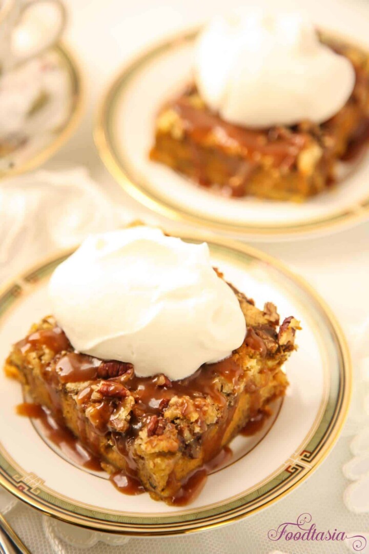 Pecan Crumble Pumpkin Cobbler With A Caramel Drizzle | Foodtasia