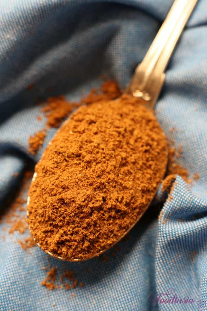 Baharat, which means ‘spices’ in Arabic, is a commonly used Middle eastern spice blend used in many meat and chicken dishes.  An aromatic mix of warm spices, it usually includes pepper, cinnamon, coriander, allspice, cloves, nutmeg, cumin, and cardamom.