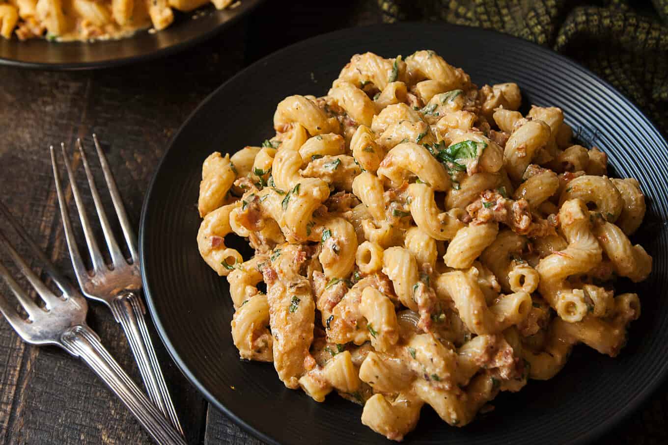 Pasta with Bacon, Sun-Dried Tomato, and Mascarpone | Foodtasia