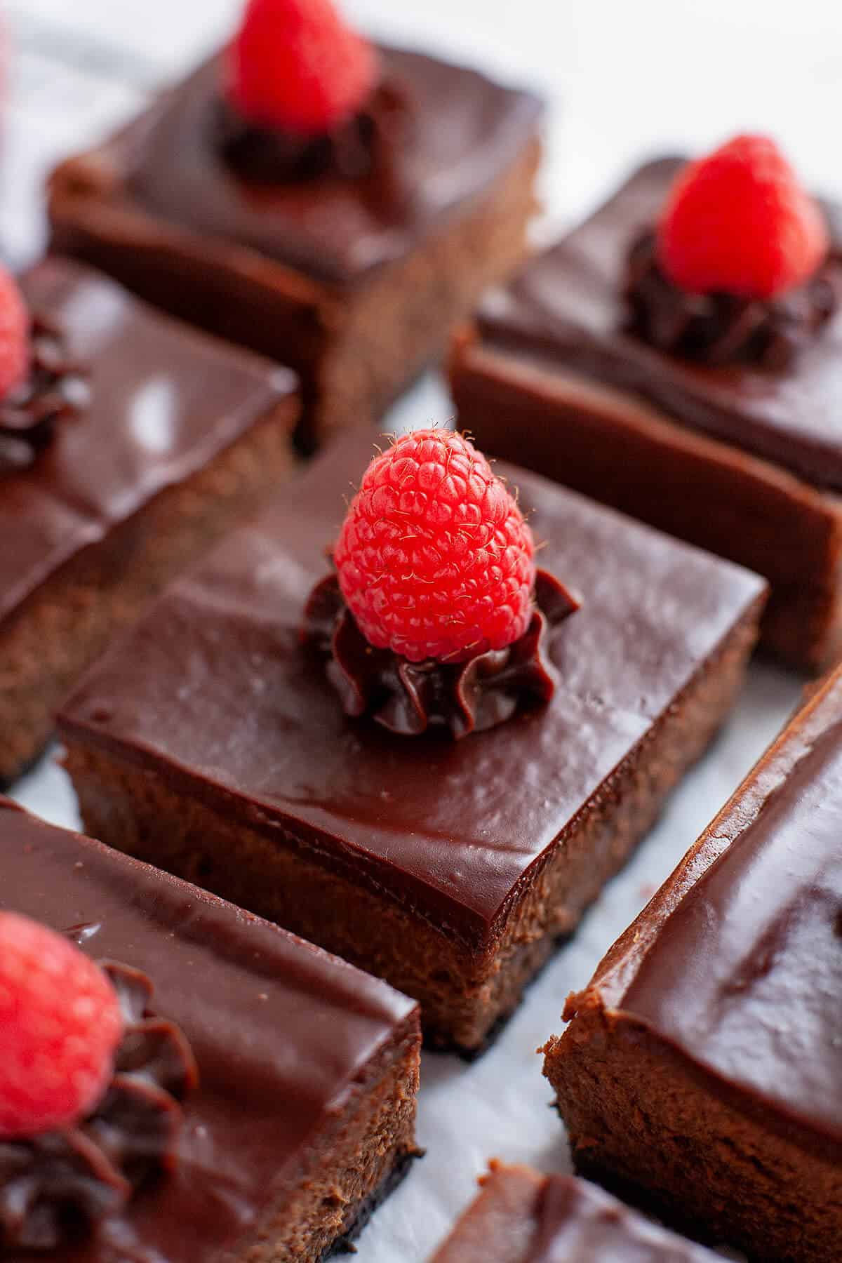 Chocolate Raspberry Cheesecake Bars | Foodtasia