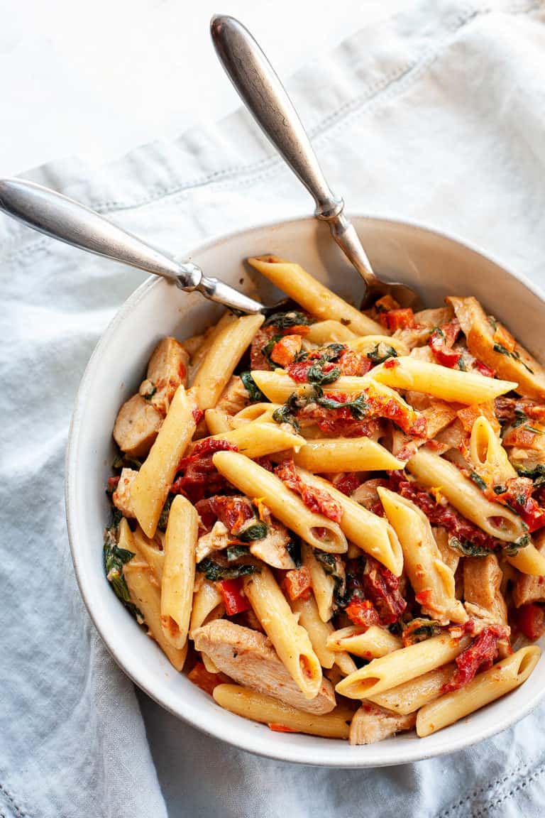 Creamy Tuscan Chicken Pasta | Foodtasia