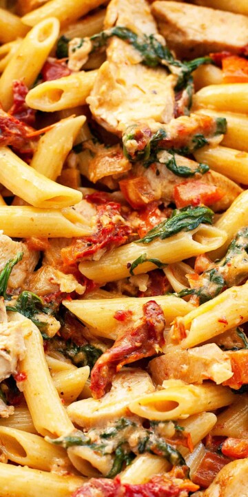 Creamy Tuscan Chicken Pasta | Foodtasia