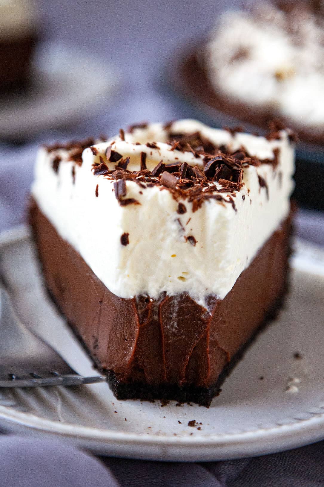 Seriously the BEST Chocolate Cream Pie Recipe (VIDEO) | Foodtasia