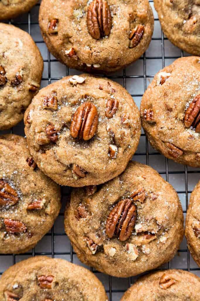 Browned Butter Pecan Cookies are packed with buttered pecans, nutty browned butter, and caramely brown sugar - with crisp edges and rich, chewy centers. #cookies #butter #pecan #easy #recipe #from scratch #best #chewy #soft #christmas #holiday