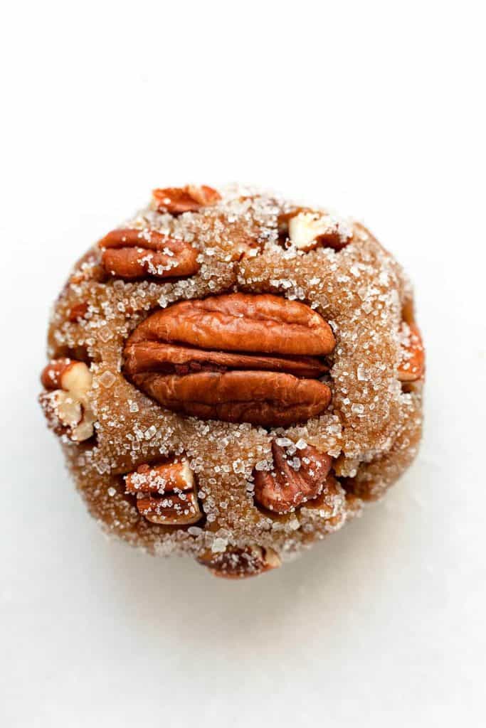 Browned Butter Pecan Cookies are packed with buttered pecans, nutty browned butter, and caramely brown sugar - with crisp edges and rich, chewy centers. #cookies #butter #pecan #easy #recipe #from scratch #best #chewy #soft #christmas #holiday