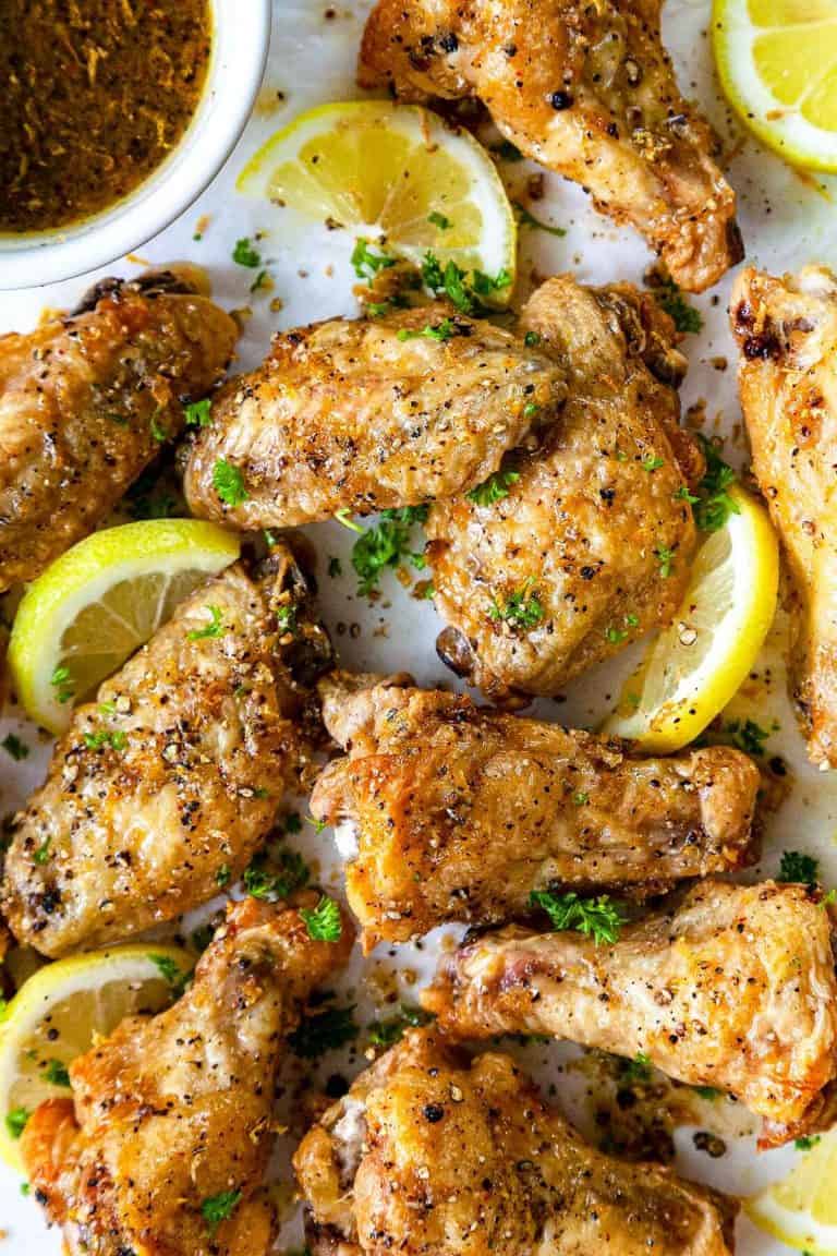 The BEST Lemon Pepper Wings (video) | Foodtasia