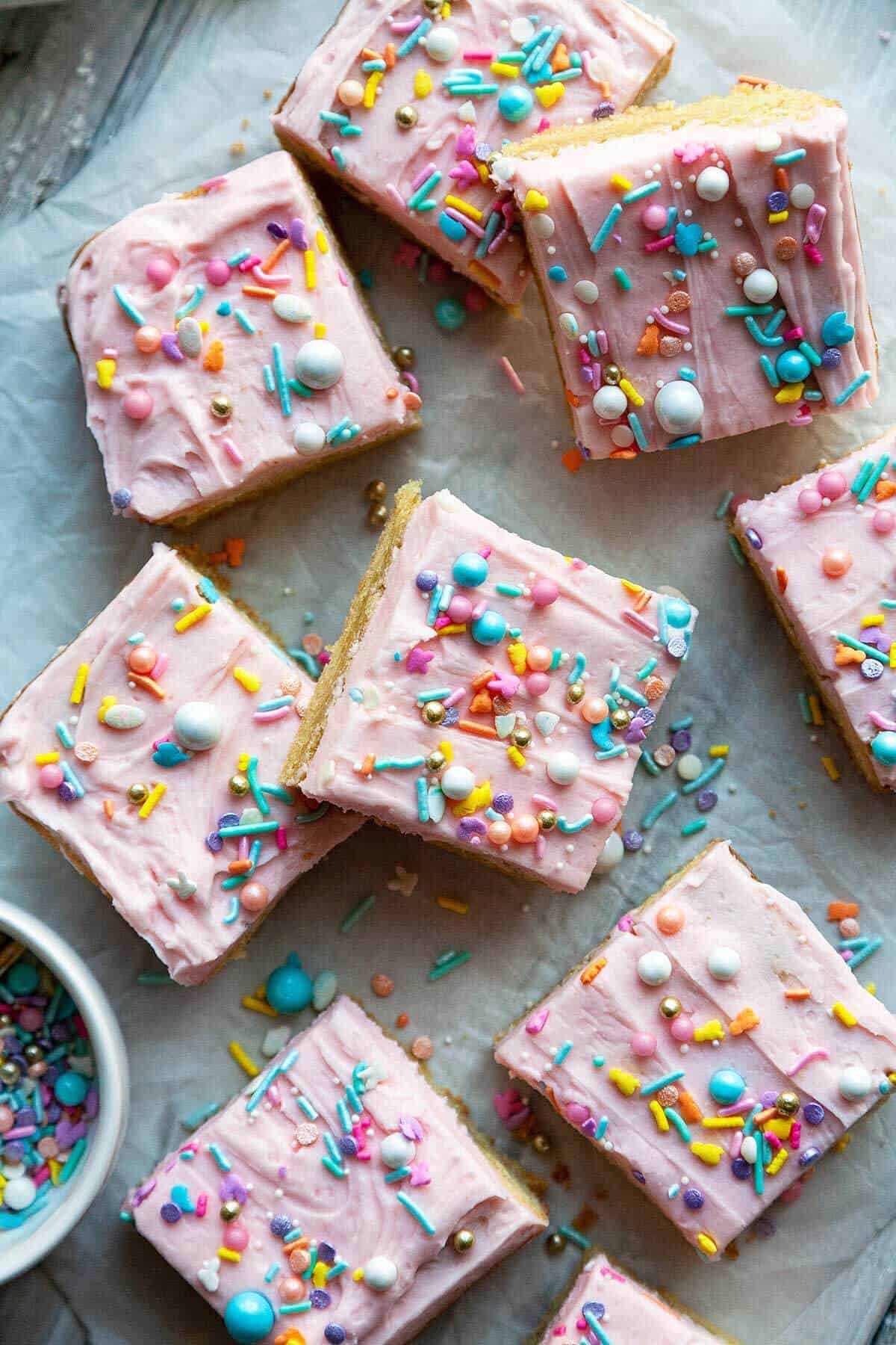 Frosted Sugar Cookie Bars Recipe | Foodtasia