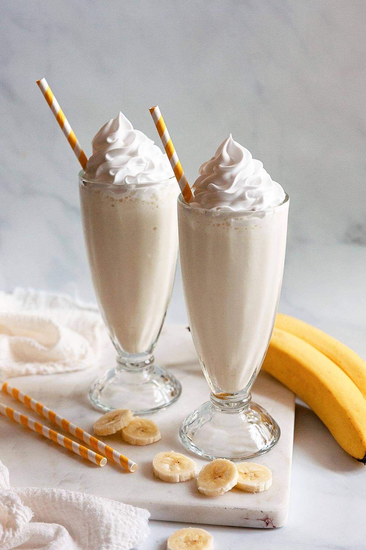 Best Ever Banana Milkshake Recipe Foodtasia