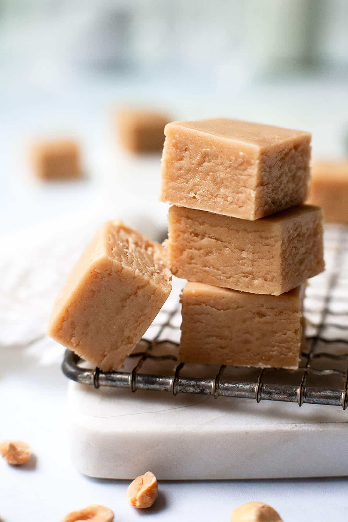 Easy Peanut Butter Fudge Recipe (VIDEO) BEST EVER! Foodtasia