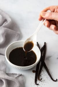 Homemade Vanilla Bean Paste - Easiest Recipe! Foodtasia
